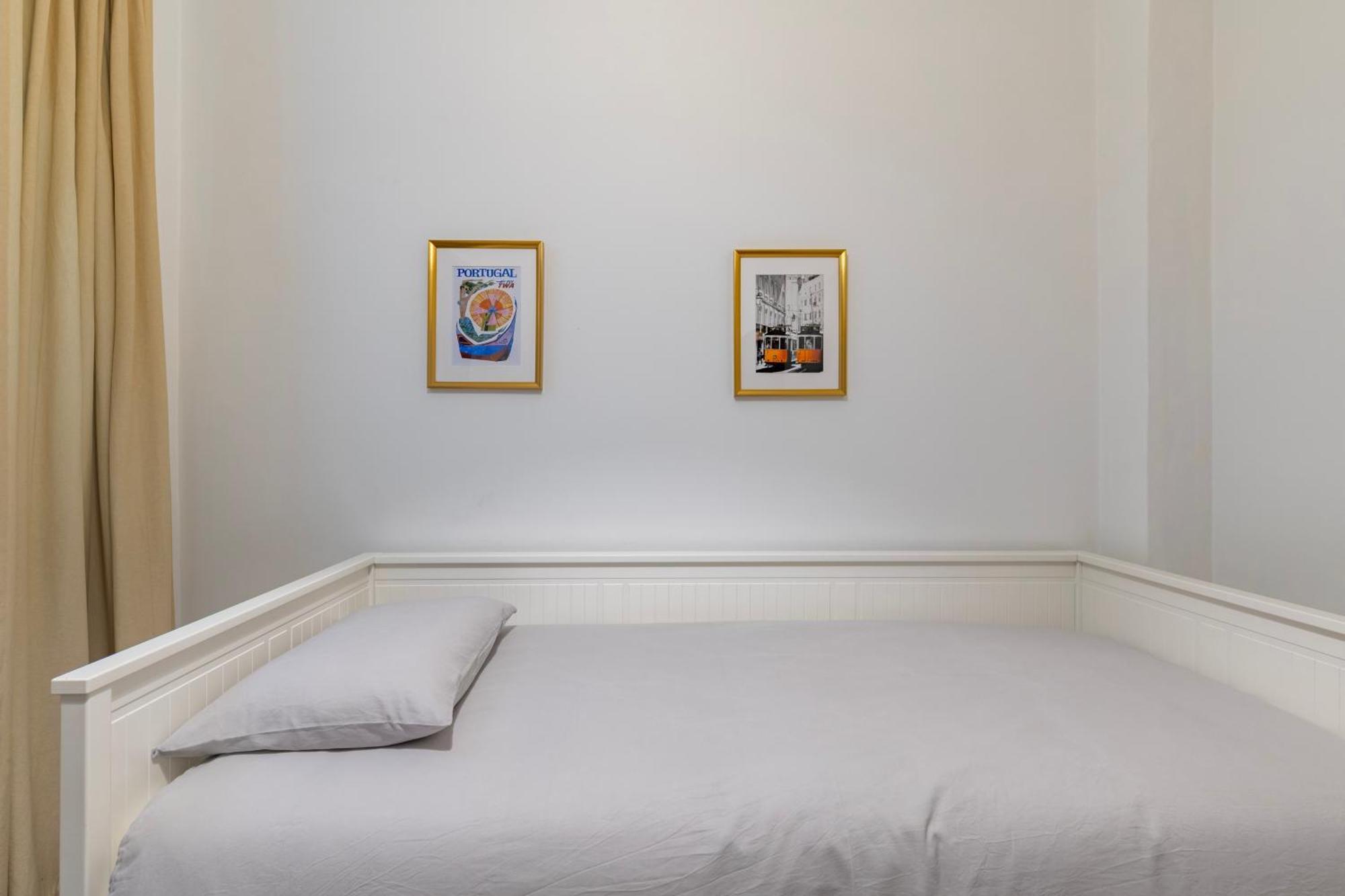 Cosy Remodeled Apartment In The City Center Fundão Exterior foto